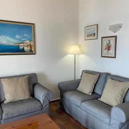 Appartamento Es Castell 2 4 By Som Menorca Fornells  Esterno foto